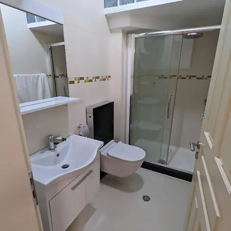 Apartment 9 -